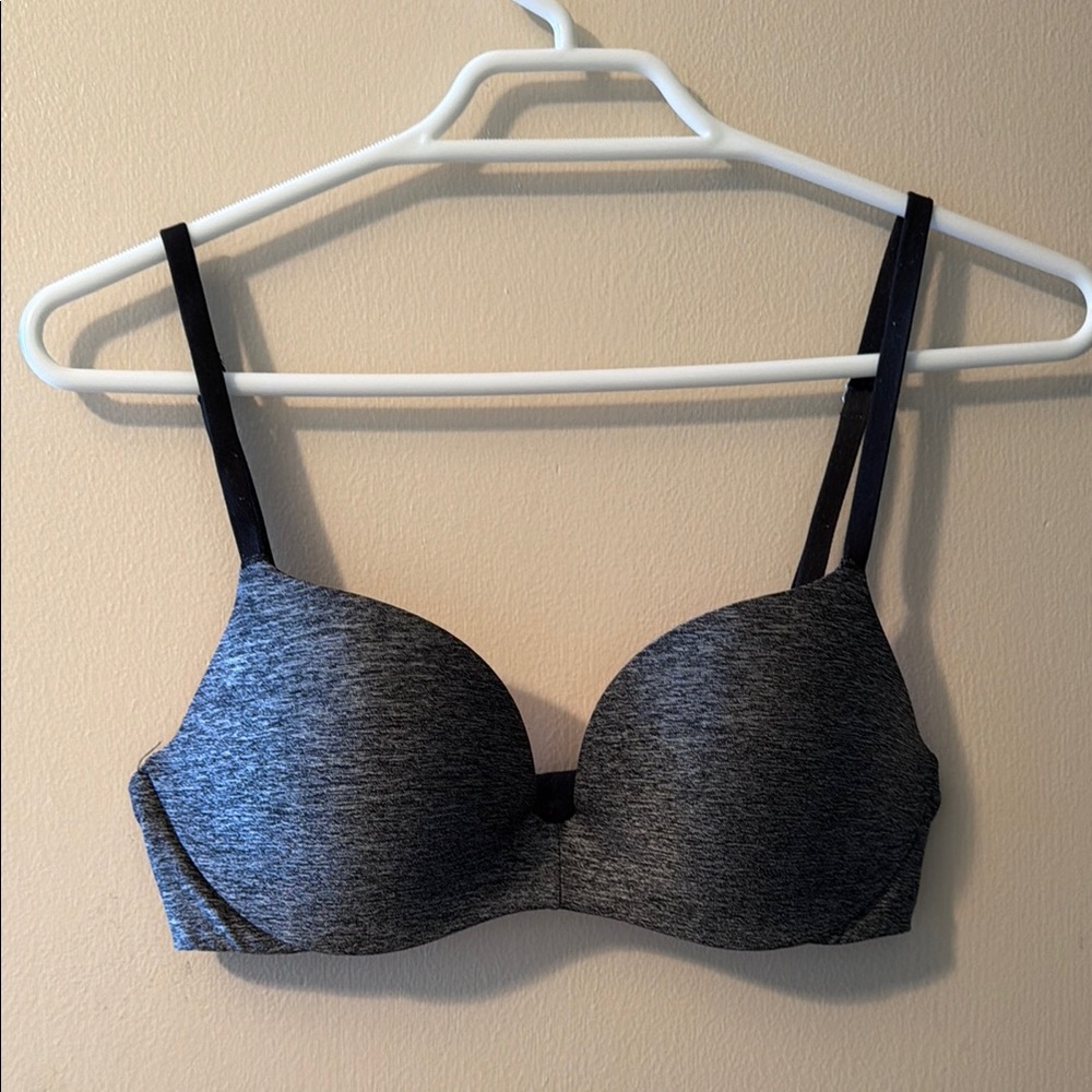PINK Victoria’s Secret - Women's Gray Padded Bra